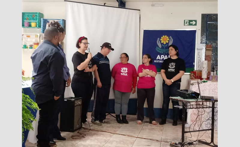 Ciclo de debates foi realizado na Apae