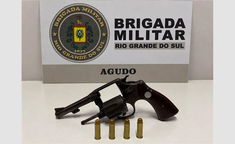 Brigada Militar apreende arma de fogo e munições em Agudo