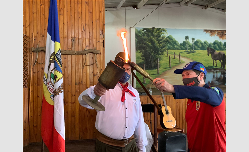 Brigada Militar de Agudo participou da recepção da 84° Corrida do Fogo Simbólico da Pátria