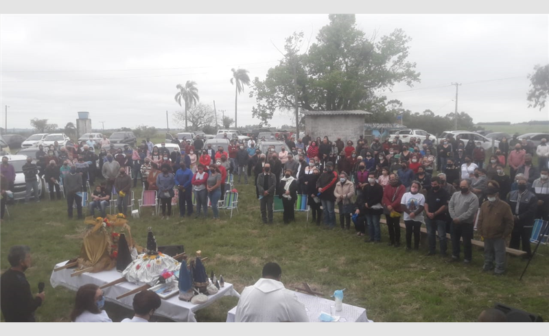 Festa em Honra a Nossa Senhora Aparecida na comunidade de Aparecida