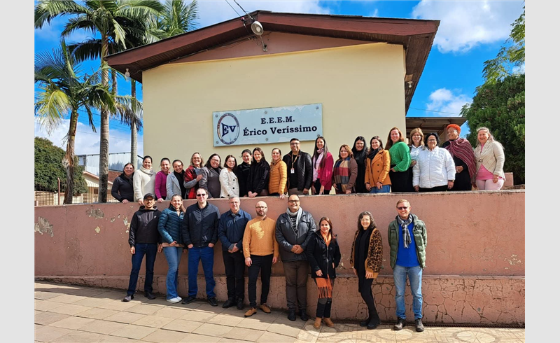 Escola Érico Veríssimo celebra 49 anos de história e dedicação à educação