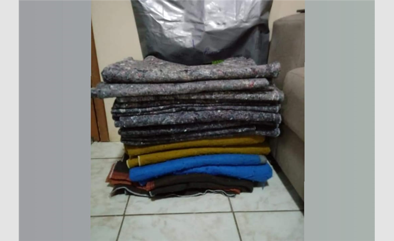 Focinhos de Restinga recebe doação de cobertores