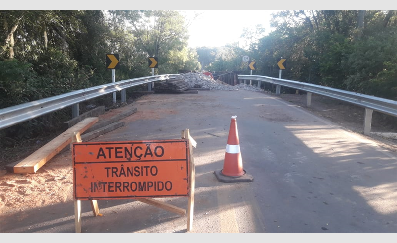 Trabalho intenso e quase ininterrupto nesse um mês de interdição da Ponte das Tunas