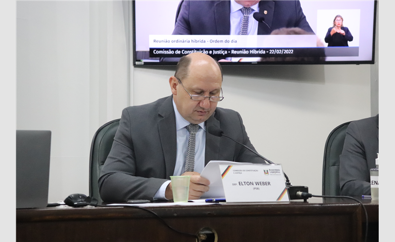 Deputado Elton Weber: Comissão de Constituição e Justiça aprova parecer favorável a perda de mandato de Irigaray