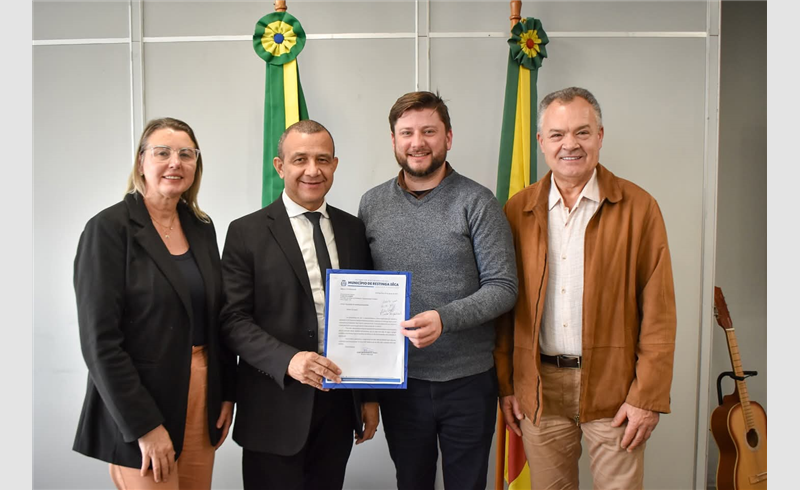Prefeito Norton Soares Cumpriu agenda oficial em Porto Alegre com foco de avanço de obras de Habitação no Município 