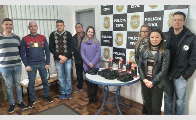 Polícia Civil de Restinga Sêca recebe kit de materiais táticos
