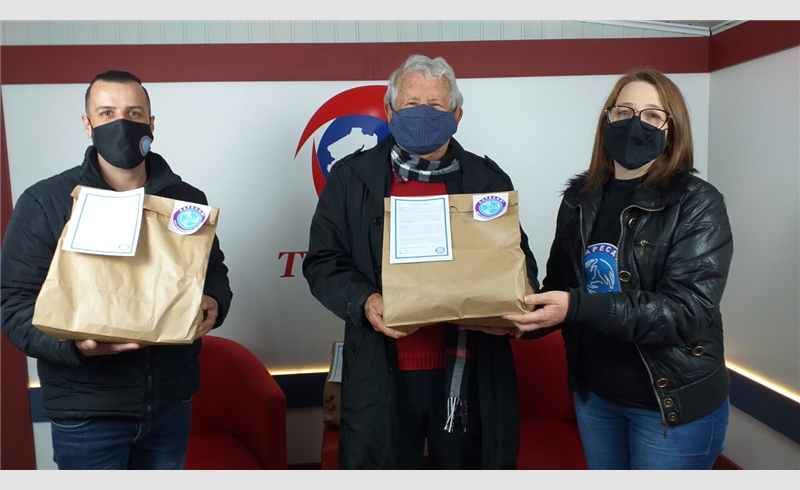 Aapecan de Santa Maria realizou a entrega do 1° Chá de Amigos da Aapecan em Restinga Seca
