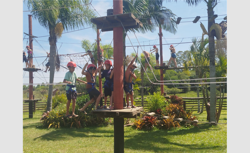 CRIANÇAS DO GRUPO DE CONVIVÊNCIA VIVENCIAM DIA DE DESCOBERTAS NA QUINTA DA ESTÂNCIA