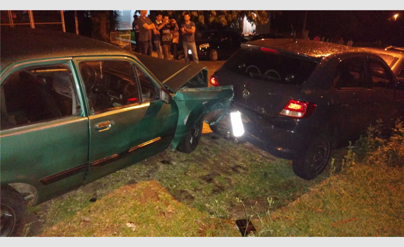 Motorista alcoolizado causa acidente em Restinga Sêca