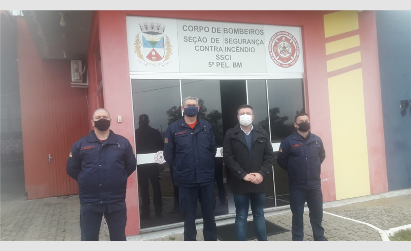 Sub comandante dos Bombeiros esteve em Restinga Sêca