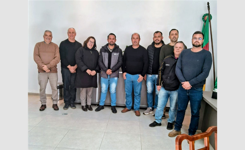 Comitiva de São Sepé conhece modelo de coleta seletiva de Restinga Sêca