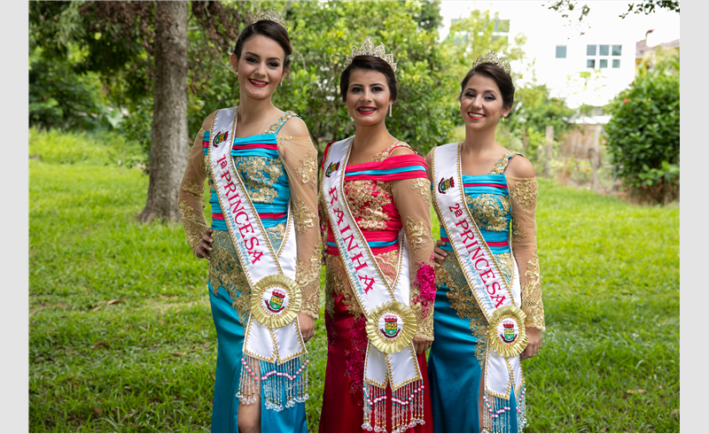 1ª Princesa Letícia Baratto, Rainha Ana Carolina Bulegon e 2ª Princesa Letícia De Nardin - Foto Carmem Marzari.jpg