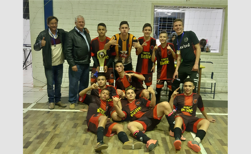 Final de semana de vôlei, bocha e futsal