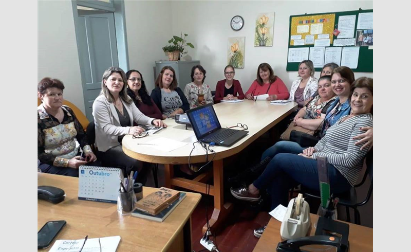 Conselho Municipal de Educação realiza reunião