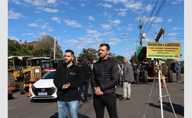 Agricultores de Formigueiro realizam manifestação pacífica em defesa do agronegócio