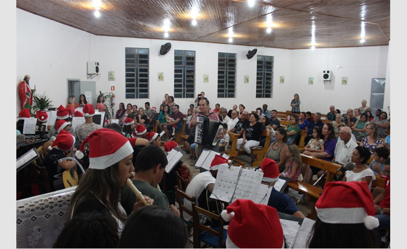 Recital do Curso Santanense e Escola Municipal de Música de Restinga Sêca encantou 