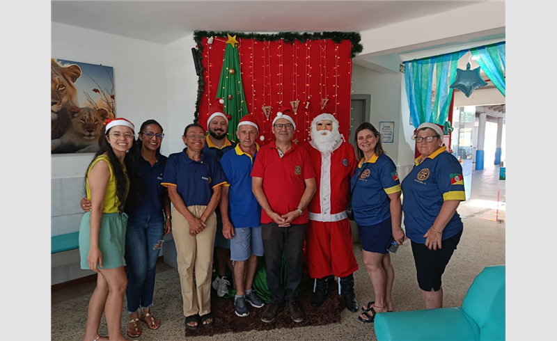 Espírito Natalino toma conta da EMEI Gente Inocente com ação solidária promovida pelo Rotary Club de Restinga Sêca