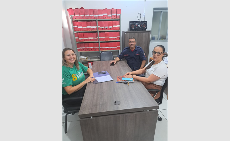 Reunião durante a ExpoRestinga trata do Projeto Bombeiro Mirim e Proerd 2026