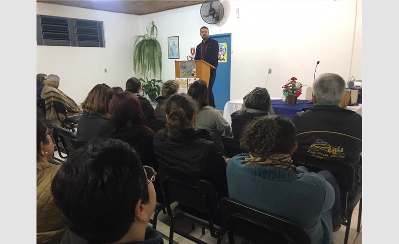 Presidente da Federação Espírita do Estado realiza palestra em Restinga