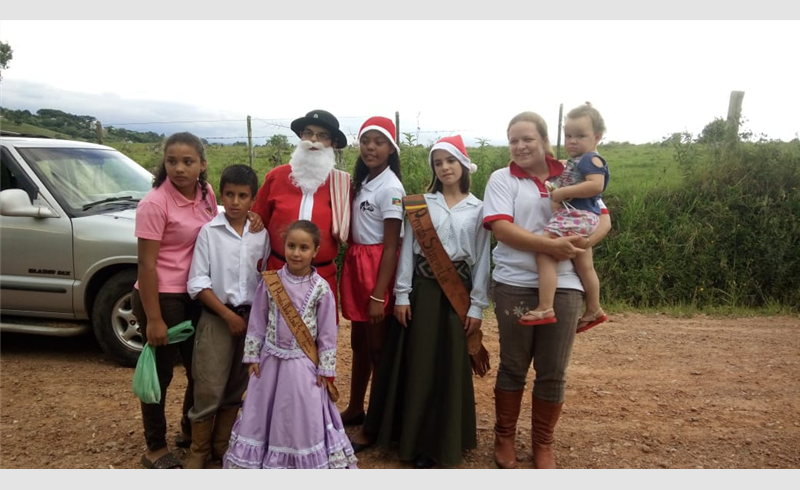 DTG Nossa Senhora Aparecida organizou Natal Solidário neste sábado