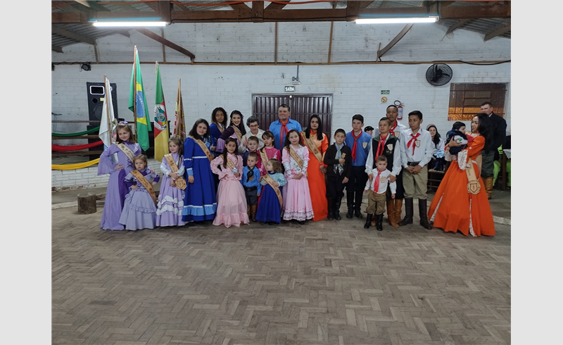 Centro de Tradições Gaúchas (CTG) Aliança Gaúcha realizou jantar fandango na localidade de Jacuí, interior do município de Restinga Sêca, no último sábado