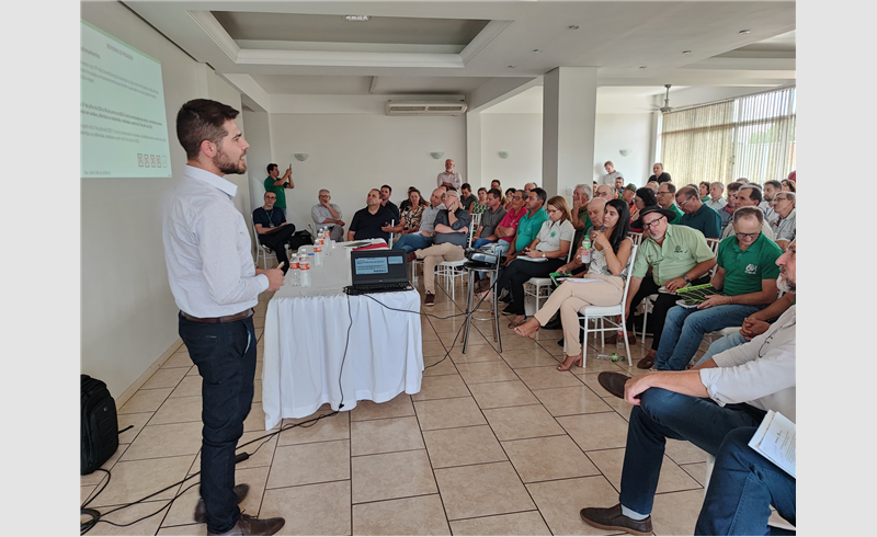 Agricultores atingidos pela seca definem mobilização no Estado 