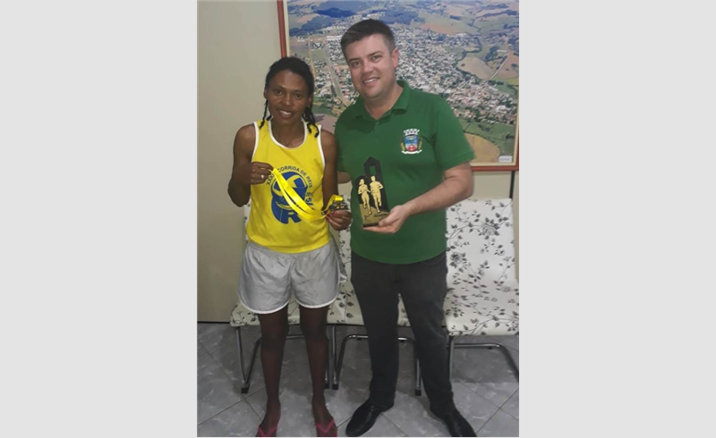 Restinguense vence meia maratona no Paraguai