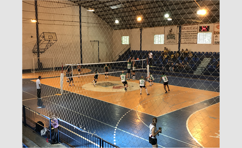 Torneio de Vôlei beneficente ocorre neste domingo