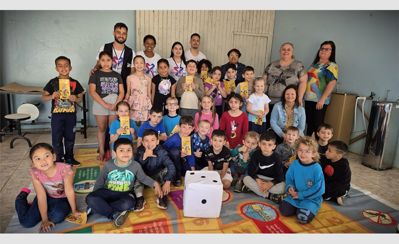 Escola Três de Outubro promove ação educativa contra a dengue em Lomba Alta  