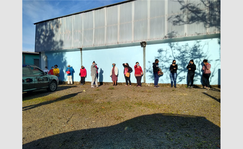 Famílias quilombolas receberam cestas básicas 
