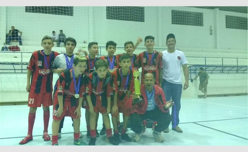 Escolinha do Secco é campeã da Copa São João Batista de Futsal