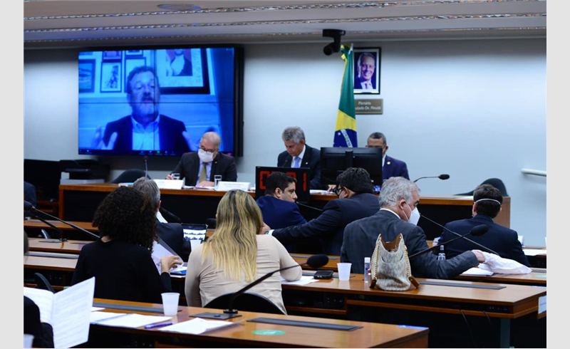 Deputado Afonso Motta participa de audiência pública para tratar sobre a regulamentação da prestação de serviços por meio de aplicativos no Brasil