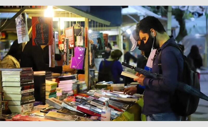 Abertura da 48ª Feira do Livro de Santa Maria anuncia: Tem Livro na Praça