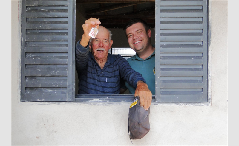 Programa Parceria Solidária entrega mais uma casa