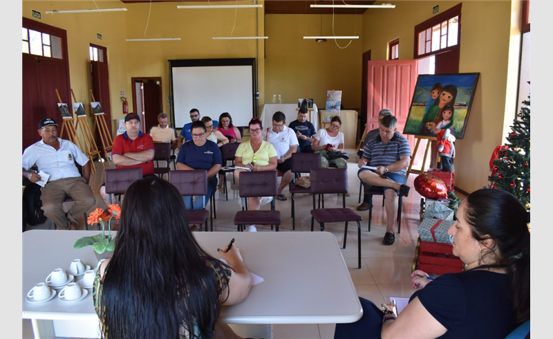 Reunião da prefeitura com entidades encaminha calendário de eventos do município de Restinga Sêca