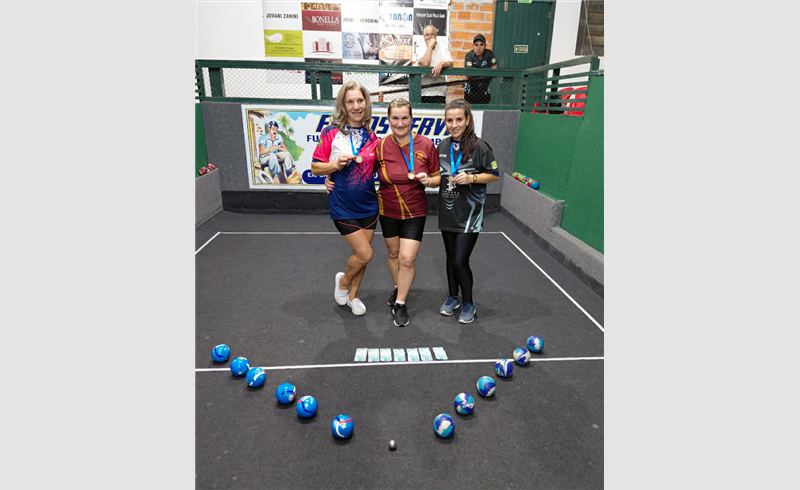 Unidos em Família, de Restinga Sêca, conquista destaque com 2º lugar em torneio feminino em Silveira Martins