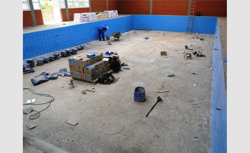 Prefeitura de Restinga divulga fotos das obras da Piscina Térmica