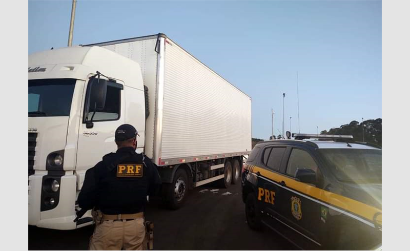 PRF apreendeu  caminhão usado no assalto no Recanto Maestro 