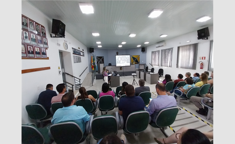 Evento na Câmara de Vereadores contou com diversas autoridades