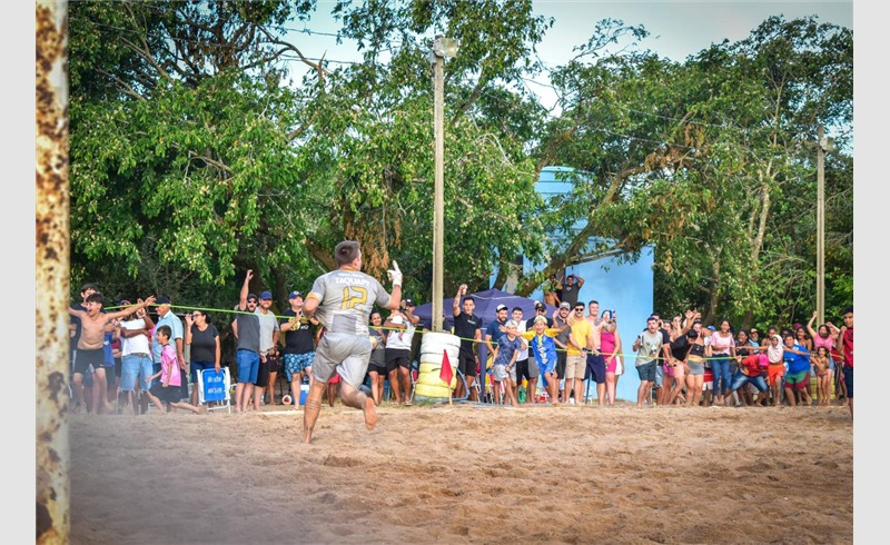Interseções de futebol de areia 2026 movimento balneário das Tunas neste sábado