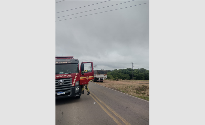 Corpo de Bombeiros Militar Atende Um Princípio de incêndio. 