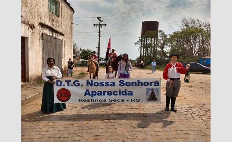 DTG Nossa Senhora Aparecida promoveu dança gratuita e palestras 